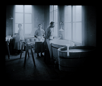 Gehört zu Dossier: Porzellan