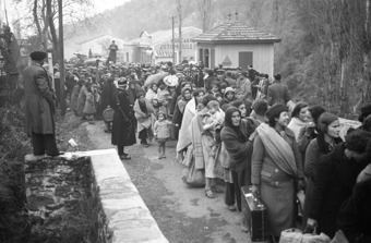 Spanischer Bürgerkrieg, «Retirada», Flucht von Republikanischen Zivil- und Militärpersonen über die spanisch-französische Grenze