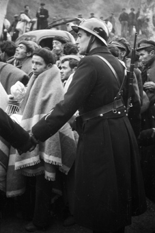 Spanischer Bürgerkrieg, «Retirada», Flucht von Republikanischen Zivil- und Militärpersonen über die spanisch-französische Grenze [abgebildet in der Reportage «Dokumente aus dem allerchristlichsten 20. Jahrhundert» in: Der Aufstieg, 10. März 1939]