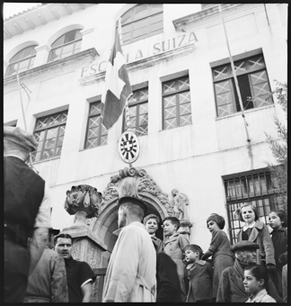 Spanischer Bürgerkrieg, Versorgung von Auslandschweizern mit Lebensmitteln und Hilfsgütern [gehört zur Reportage «750 Landsleute erhalten zu Essen», in: Berner Woche, 17. Dezember 1938]