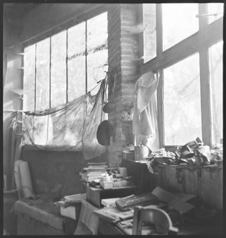 Aristide Maillol in seinem Atelier in Banyuls-sur-Mer, Südfrankreich [gehört zur Reportage «Aristide Maillol», in: Schweizer Illustrierte Zeitung, 1. April 1942]
