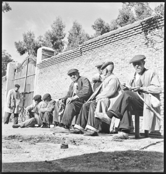 Spanischer Bürgerkrieg, Zivilflüchtlinge [abgebildet in der Reportage «Blick in ein Madrider Flüchtlingsheim», in: Aufstieg, 27. August 1939]