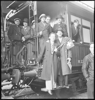 Schweizer der Internationalen Brigade sind mit dem Verwundetentransport aus Barcelona in Cerbère angekommen