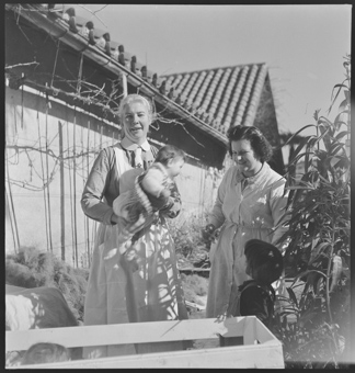 Schwester Madeleine Durand aus Genf (l.) leitet das Kinderheim in Banyuls-sur-Mer