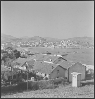 Zweiter Weltkrieg, französisches Kinder- und Mütterheim in Banyuls-sur-Mer, Aussenstation des Konzentrationslagers in Rivesaltes, betrieben von Schwestern der «Schweizer Hilfe» [abgebildet in der Reportage «In guten Händen», in: Sie + Er, 6. März 1942]