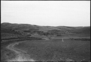 Türkei, Ankara: Landschaft; Dorf in einer hügeligen Landschaft