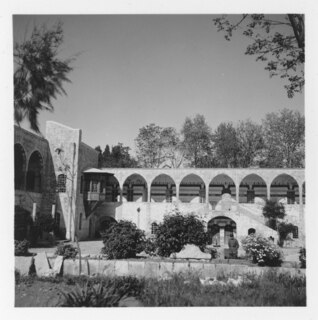 Syrien | Schloss Beid-eddin im Libanon | Aufn. Clark1- | Betheddin, [durchgestrichen] Beit-ed-Dejin | ein arab. Palast im Libanon, der dem Emir Schehab ed Bedhir gehörte.