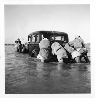 Irak, Mossul: Grosse Zab; Durchquerung des Flusses mit dem Automobil