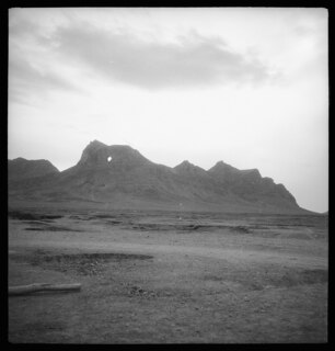 Persien: Landschaft; Berge, aufgenommen auf der Fahrt von Isfahan nach Schiraz (Schiras)