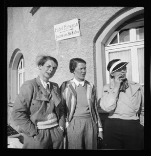 Schweiz, Engadin: Menschen; Inge Westendarp, Margot Lind und Lisa von Cramm