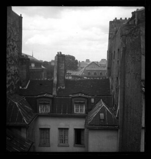 Mai, Juni 33: Lavandou, Spanien, Paris [Legende auf Umschlag]