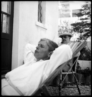 Mai, Juni 33: Lavandou, Spanien, Paris [Legende auf Umschlag]