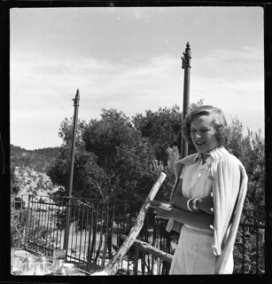 Mai, Juni 33: Lavandou, Spanien, Paris [Legende auf Umschlag]