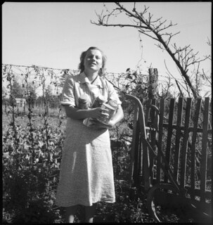 Pine Valley Project (Georgia) | Selbständige Farmer pflanzen Kartoffeln, Obst u. Kohl statt Baumwolle. [Legende auf separatem Umschlag]