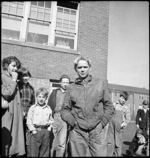 Schule für Kinder von Bergleuten in W.Virginia [Legende auf separatem Umschlag]