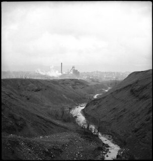 Vor Pittsburgh: | Kohle! - in den Kohlenfeldern der Frick Coal Co. - bei Mount Pleasant, Pennsylvania [Legende auf separatem Umschlag]