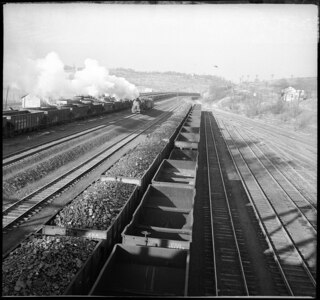 Vor Pittsburgh: | Kohle! - in den Kohlenfeldern der Frick Coal Co. - bei Mount Pleasant, Pennsylvania [Legende auf separatem Umschlag]