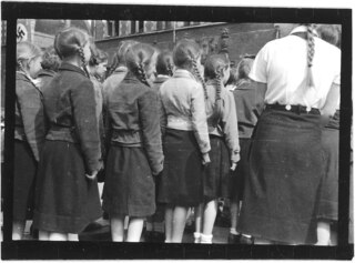 BDM [= Bund Deutscher Mädel] in Danzig | [handschriftlicher Eintrag auf Karteikarte]