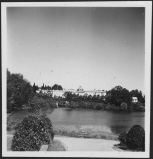 Estland, Tartu (Dorpat, Dörpt): Schloss; Flusslandschaft; im Hintergrund Schloss