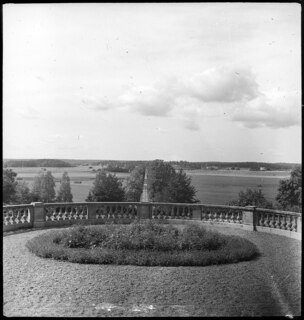 Schweden, Akers Styckebruk: Lida Herrgard; Park mit Allee
