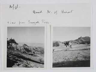 Afghanistan, Sauzak Pass (Zarmast Pass): Landschaft; Karteikarte: Berge / Mann mit beladenem Kamel