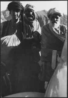 Afghanistan | Nomaden im Hindukusch - bei Bamiyan - haben noch nie ein Auto gesehen - | Der Leika-Dieb!