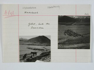 Afghanistan, Shibar Pass (Shebar Pass, Kowtal-e Shebar): Menschen; Karteikarte: Eine Gruppe sitzender/stehender Männer, im Vordergrund ein Reiter mit Pferden