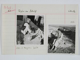 Afgh. | Töpfer von Jstalif | Clark | 41Afgh. | Töpferlehrling neben dem Brennofen in Istalif. | Serie 15 | Bild 2 [Legende auf separatem Umschlag]
