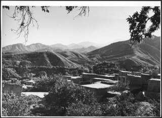 XXIX Jstalif - Pottery village near Kabul Afghanistan (thought to be Greek origin)