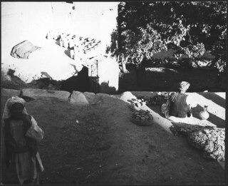 The Istalif potter on the flat roofs of the village | Serie 14 | Bild 6