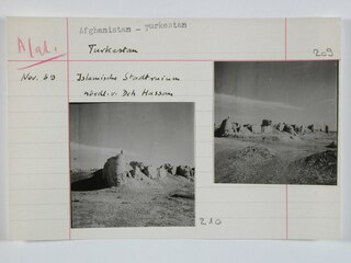 Afghanistan, Deh Hassan (Deh-e Hasan, Dekhkhasan): Landschaft; Karteikarte: Blick auf Ruinen