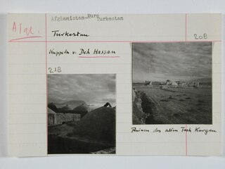 Afghanistan, Deh Hassan (Deh-e Hasan, Dekhkhasan) / Tash Kurgan (Khulm, Kholm): Landschaft; Karteikarte: Gebäude mit kuppelförmigen Dächern / Ruinen auf einer Ebene