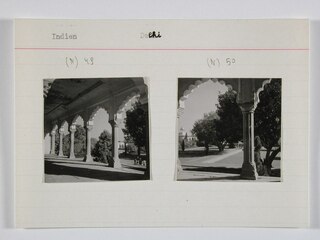 Indien | DelhiDelhi | Säulen des Diwan-i-Khas im Fort v. Shah Jahan | erbaut 1630-48 | [Legende auf separatem Umschlag]