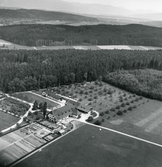 Waldhof-Schulhaus