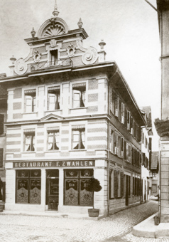 St. Urbanstrasse, Spitalplatz