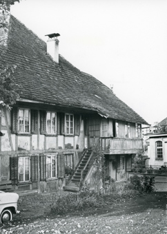 Ansicht eines alten Geburtshauses von Prof. Ernst Frauchiger, gehört zu Dossier: Mühle, Wuhr