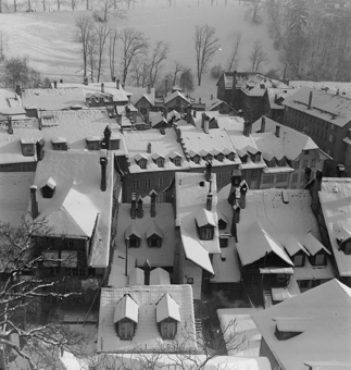 Dachlandschaft Mattequartier im Winter, Bern