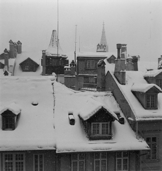Dächer der Altstadt im Winter, Bern