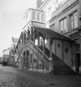 Berner Rathaus mit neugotischer Fassade