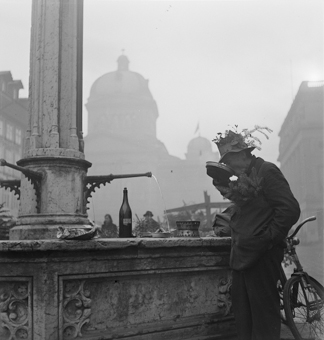 Mahlzeit am Bärenplatzbrunnen, Bern