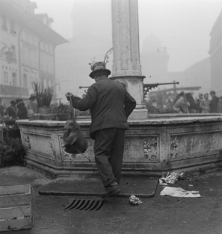 Mahlzeit am Bärenplatzbrunnen, Bern