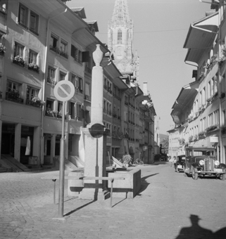 Herrengassbrunnen, Herrengasse Bern