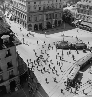 Bahnhofplatz von oben, Bern
