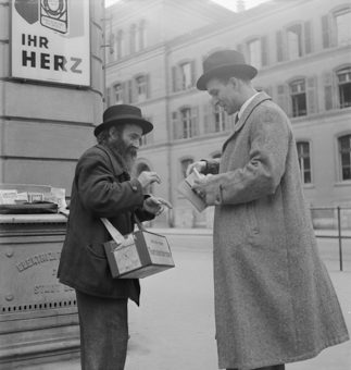 Fahrplan-Verkäufer am Bollwerk, Bern
