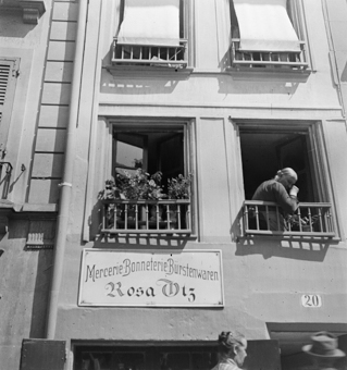 Haus Mercerie Bonneterie Bürstenwaren Rosa Utz, Bern