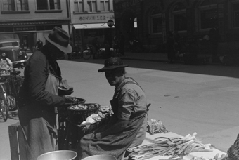 Marktstand an der Gurtengasse, Bern
