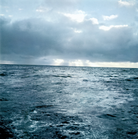 Paul Senn reiste 1951 mit dem Getreideschiff S/S Lausanne von Antwerpen nach Houston: Blick aufs Meer
