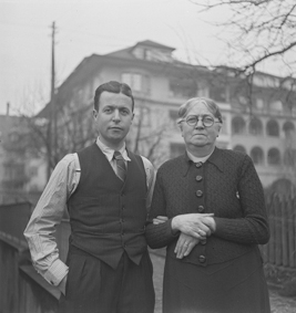 Paul Senn und seine Mutter Rosa Senn