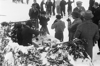 Verpflegungsstand an Skispringen