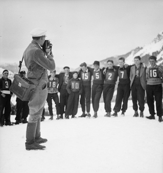 Gruppenfoto an Skispringen